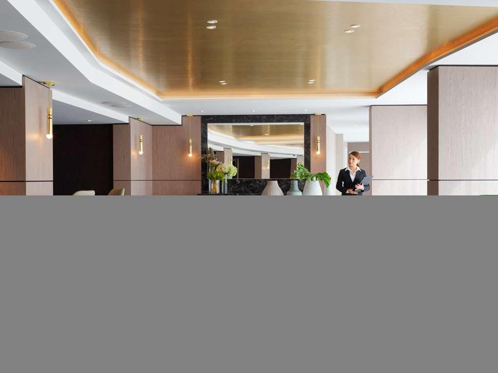 The Star Grand Hotel And Residences Sydney Sidney Restaurante foto The lobby of the hotel